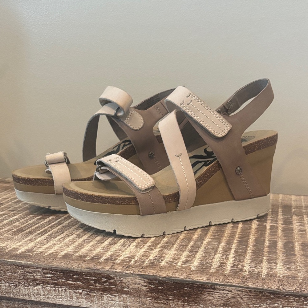 OTBT Beige and Tan Women's Wedge Sandals